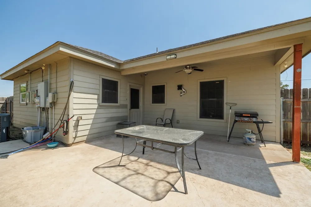 1806 S 5th Merkel, TX 79536