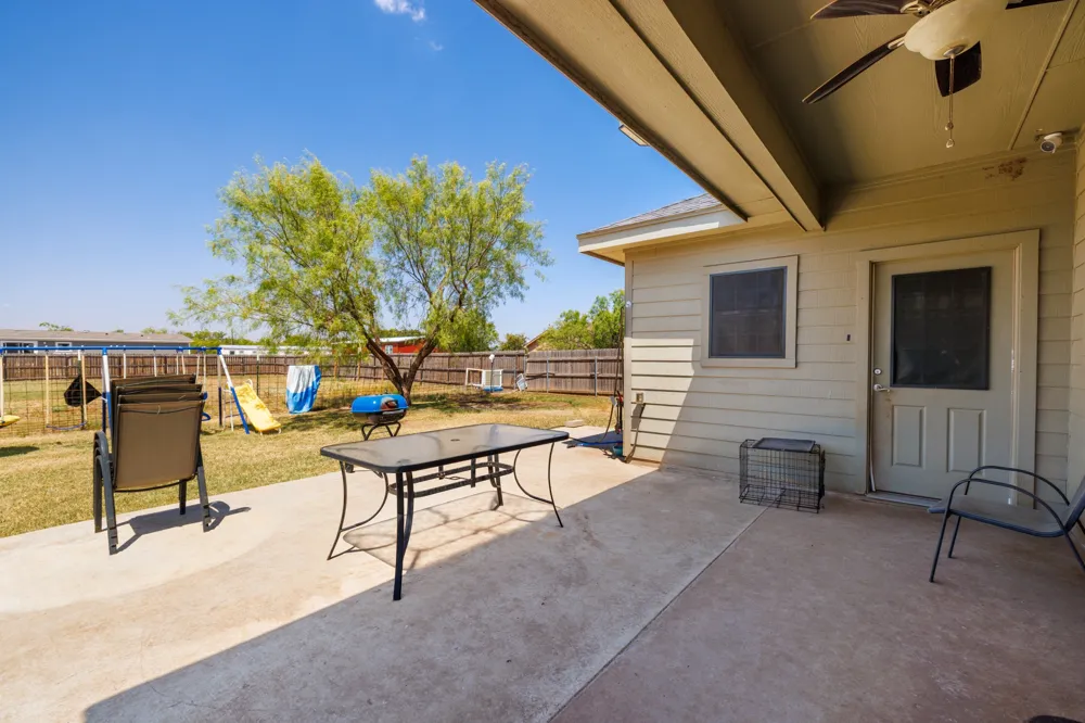 1806 S 5th Merkel, TX 79536
