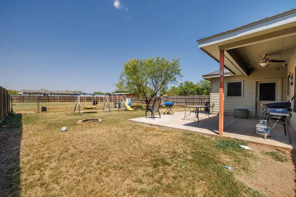 1806 S 5th Merkel, TX 79536