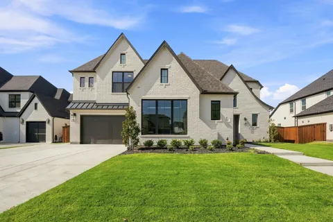 1005 Inwood Court