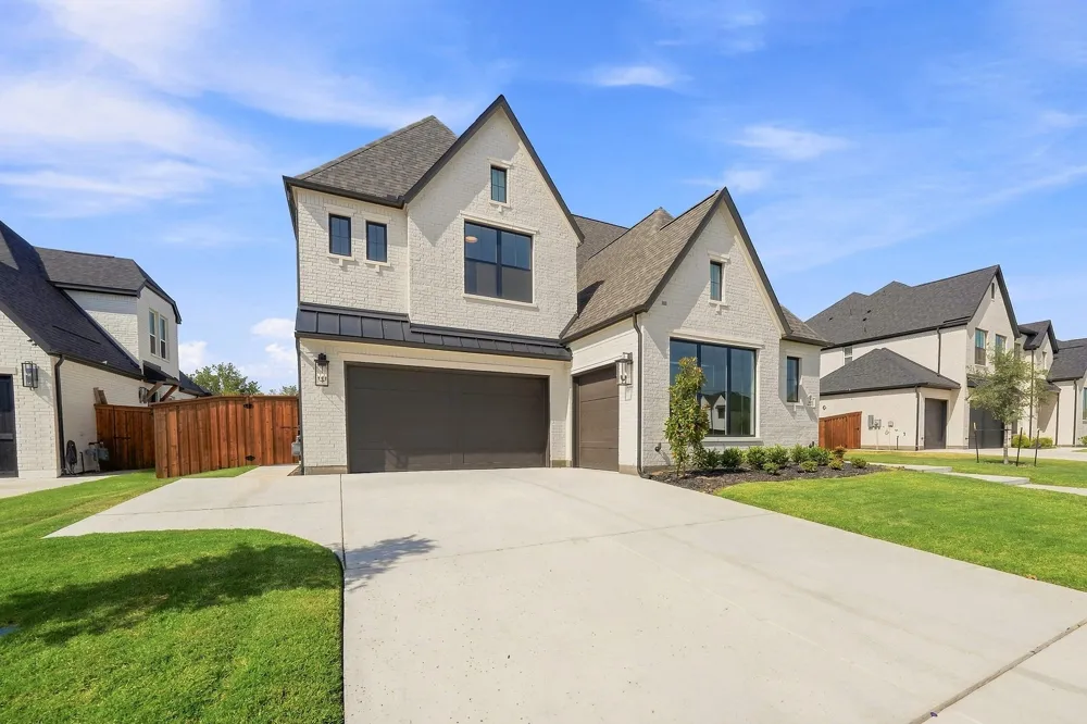 1005 Inwood Court Celina, TX 75009