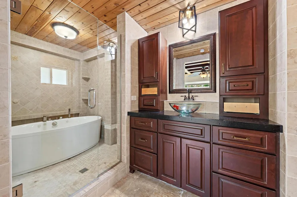 1 WINDSOR ROAD W Jupiter, FL 33469