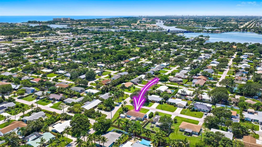 1 WINDSOR ROAD W Jupiter, FL 33469