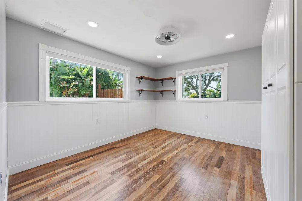 1 WINDSOR ROAD W Jupiter, FL 33469