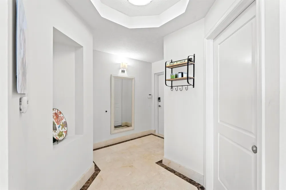 309 E OCEAN AVENUE #304 Lantana, FL 33462