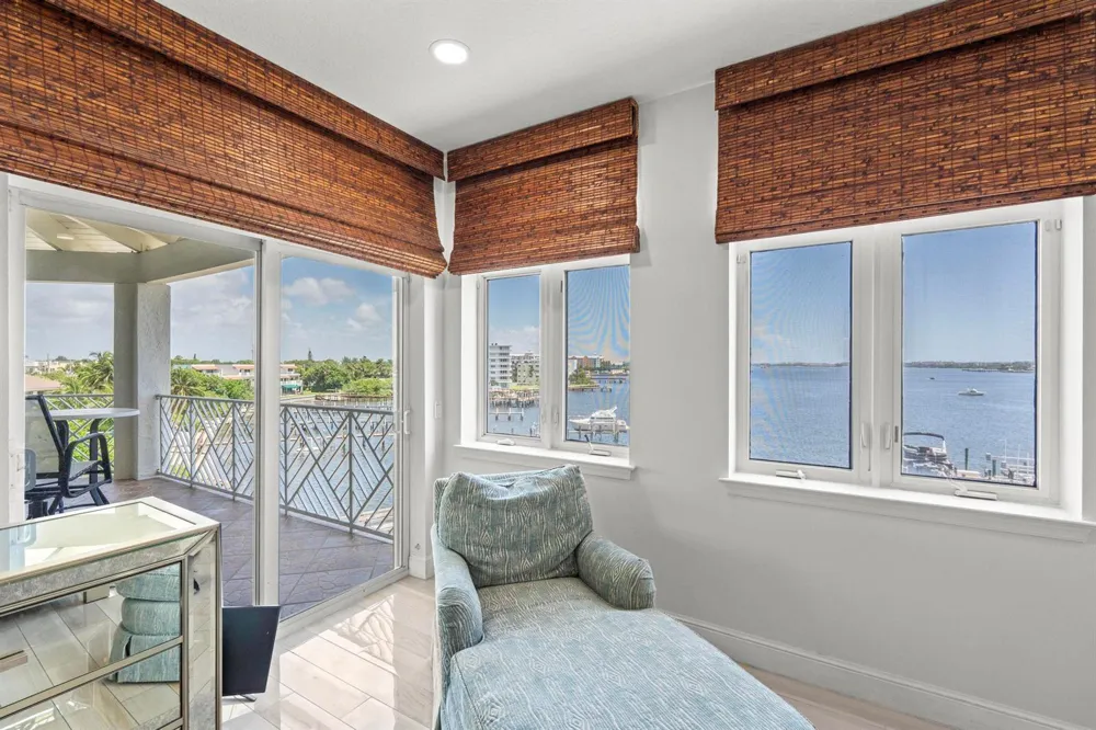 309 E OCEAN AVENUE #304 Lantana, FL 33462
