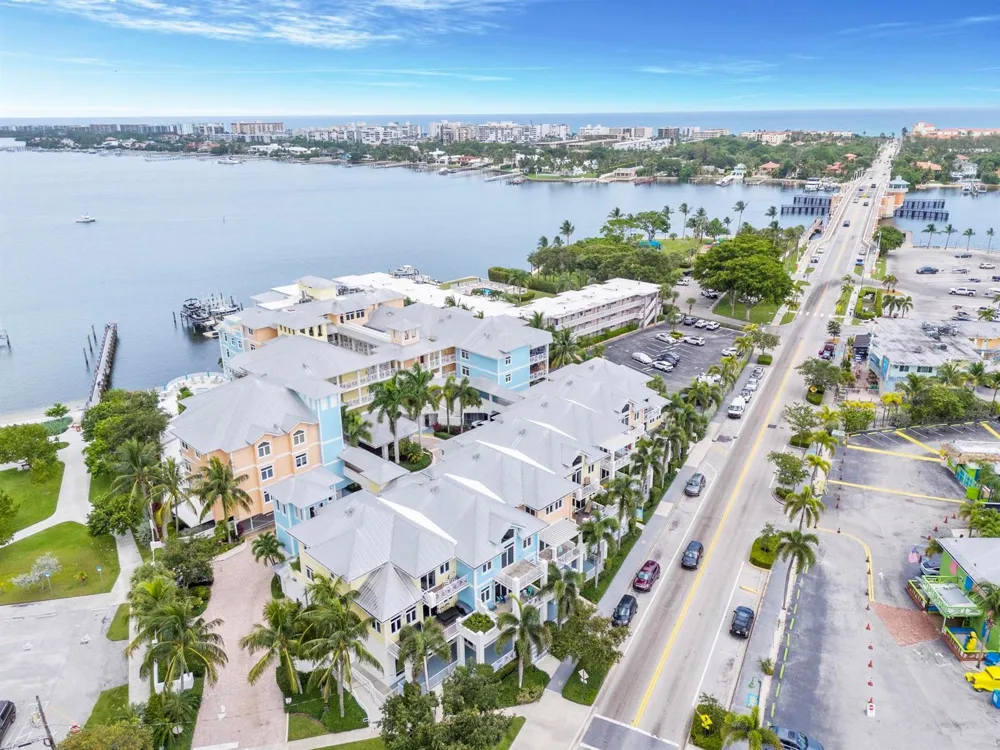 309 E OCEAN AVENUE #304 Lantana, FL 33462
