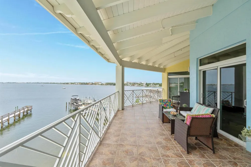 309 E OCEAN AVENUE #304 Lantana, FL 33462