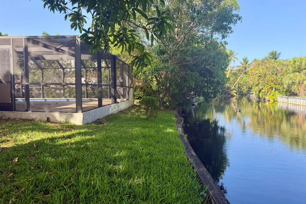 7160 NW 4TH AVENUE Boca Raton, FL 33487