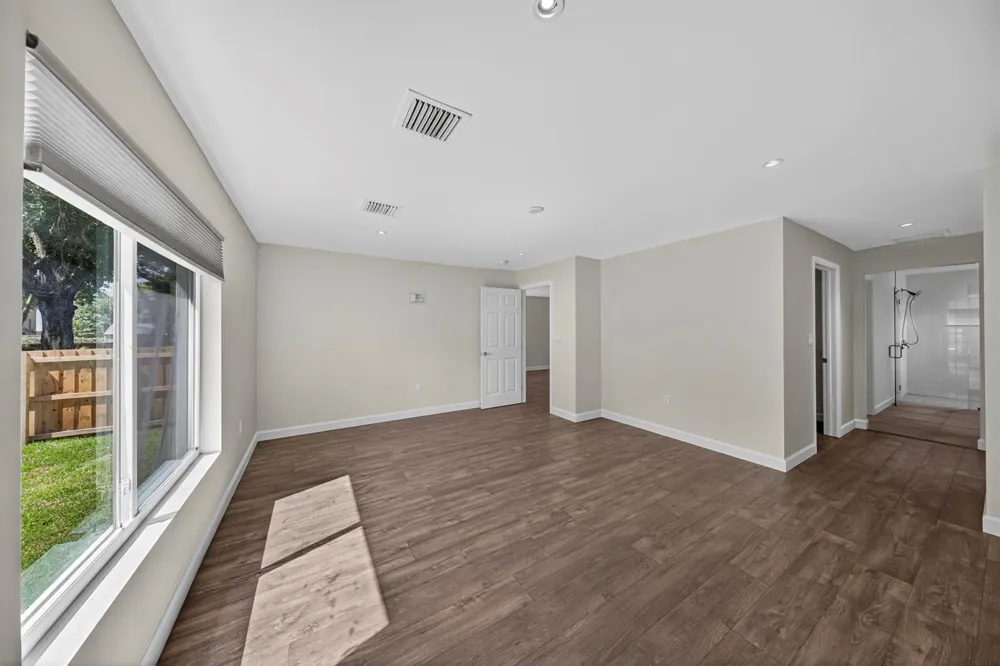 410 NE 34TH STREET Oakland Park, FL 33334