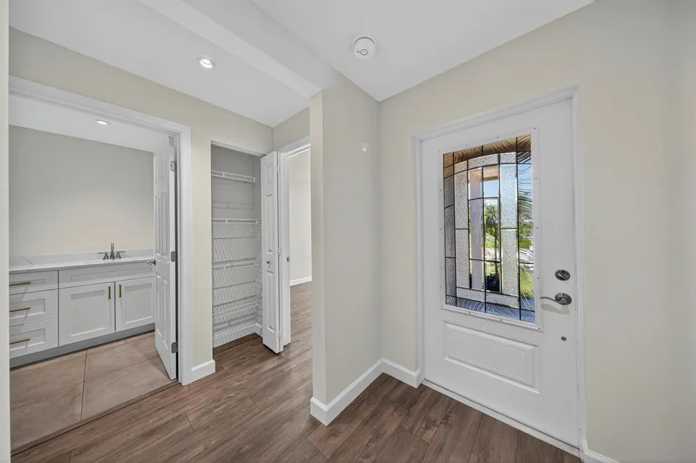 410 NE 34TH STREET Oakland Park, FL 33334