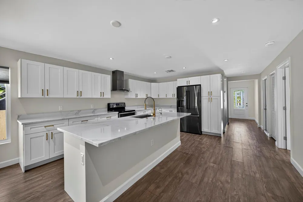 410 NE 34TH STREET Oakland Park, FL 33334