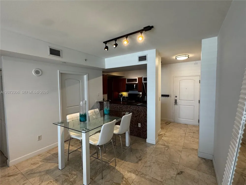 7350 SW 89th St #1809S Miami, FL 33156