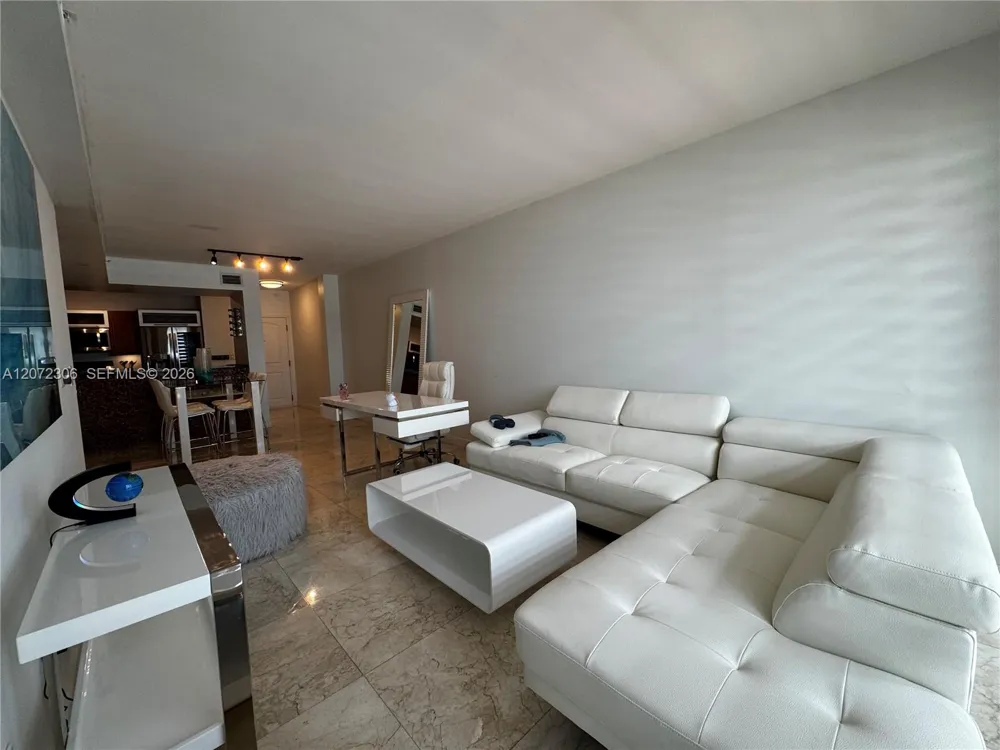 7350 SW 89th St #1809S Miami, FL 33156