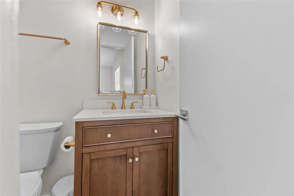 908 LIGHTHOUSE DRIVE North Palm Beach, FL 33408