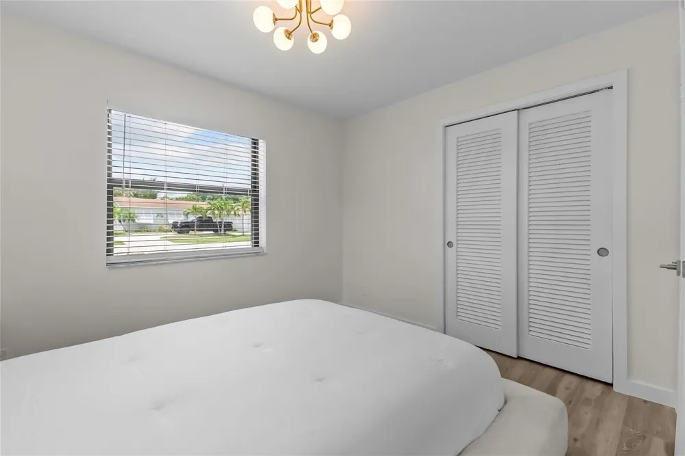 908 LIGHTHOUSE DRIVE North Palm Beach, FL 33408