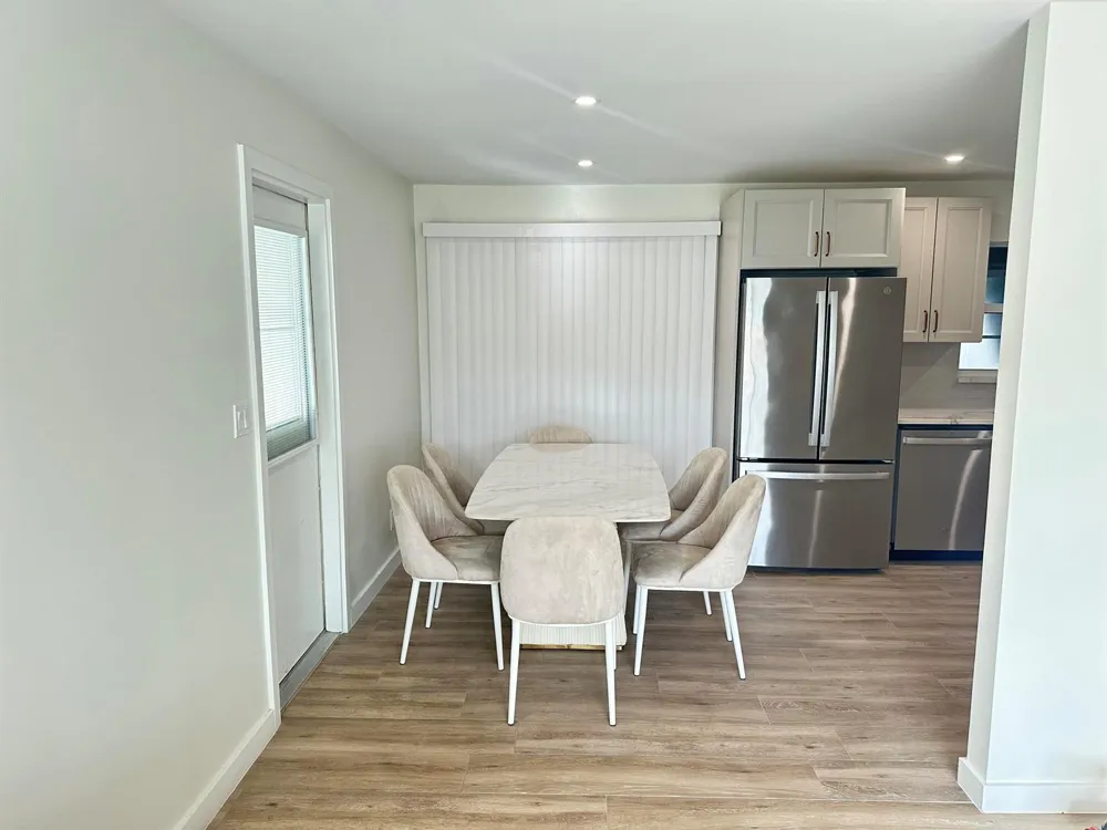 908 LIGHTHOUSE DRIVE North Palm Beach, FL 33408