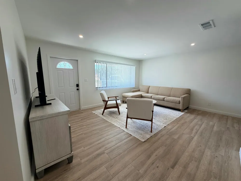 908 LIGHTHOUSE DRIVE North Palm Beach, FL 33408