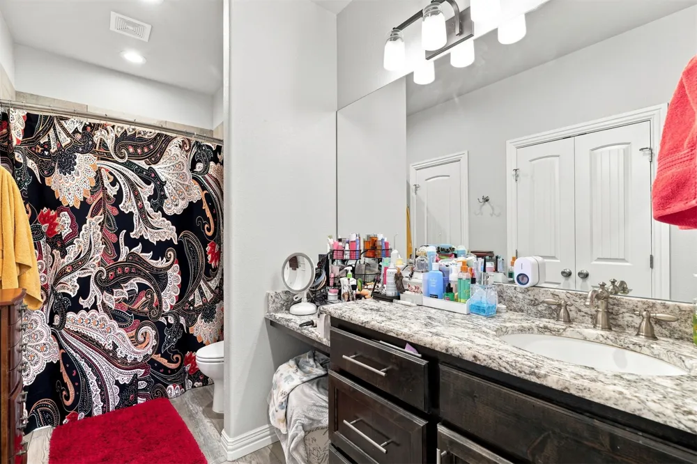 140 Conner Calera, OK 74730