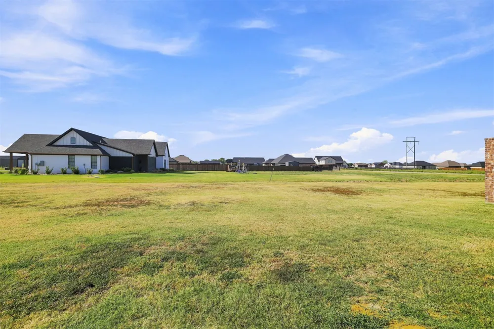 140 Conner Calera, OK 74730
