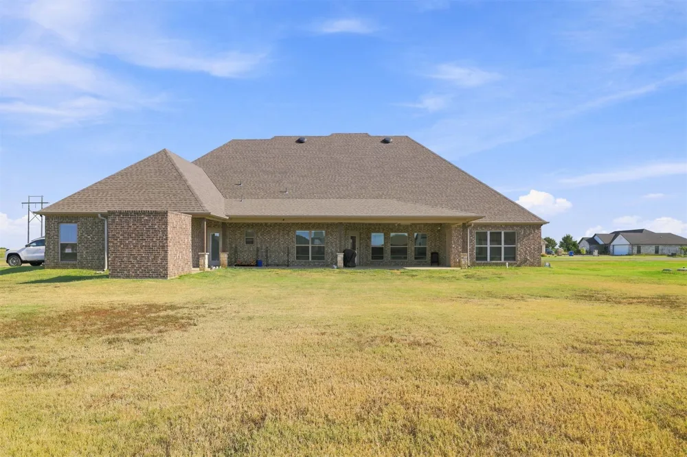 140 Conner Calera, OK 74730
