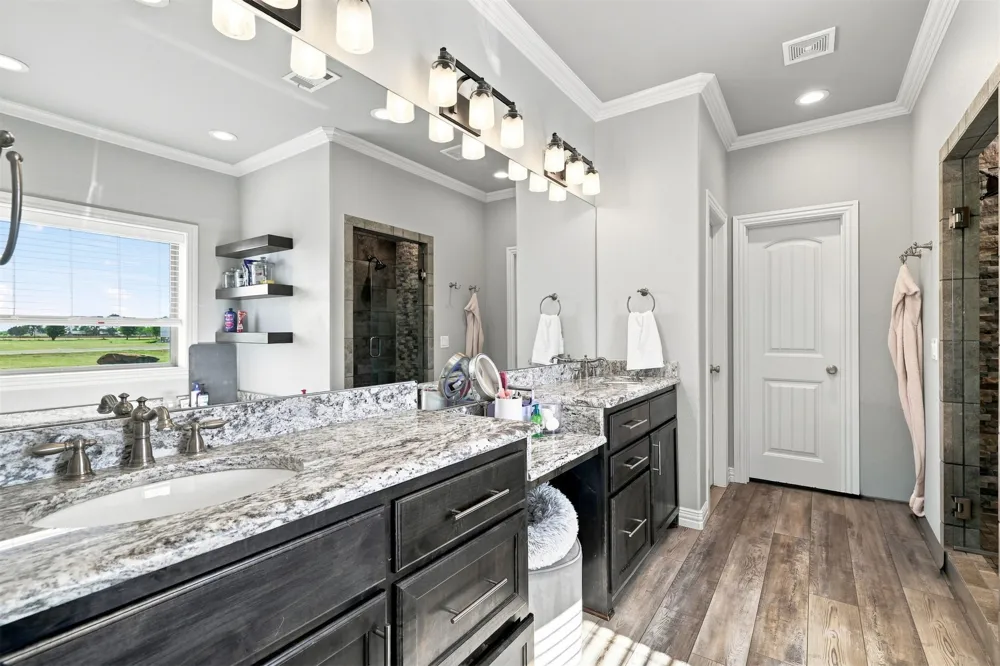 140 Conner Calera, OK 74730