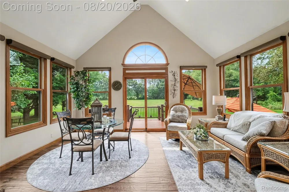 4678 Edinburgh Drive Genoa Township, MI 48843