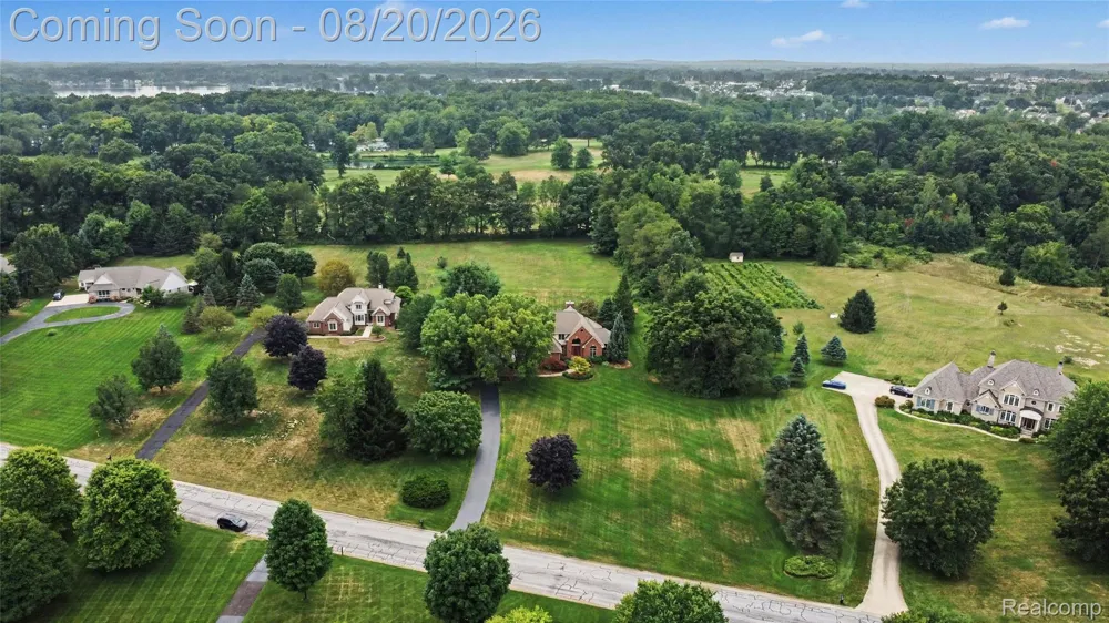 4678 Edinburgh Drive Genoa Township, MI 48843