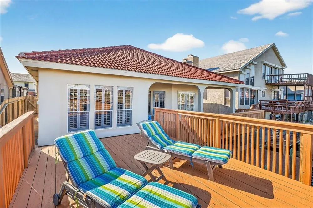 15222 Isla Pinta Court Corpus Christi, TX 78418