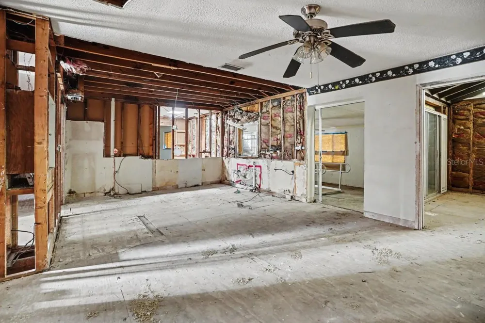 4921 DEESON ROAD Lakeland, FL 33810