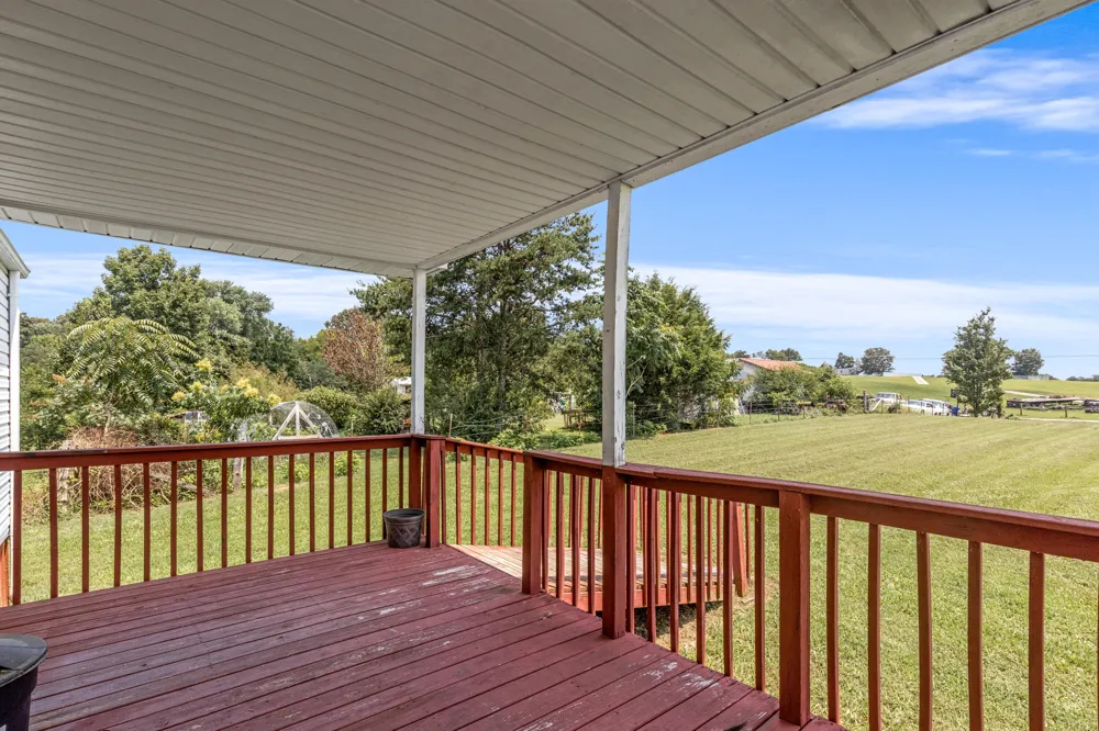 238 Burdett Road Sweetwater, TN 37874