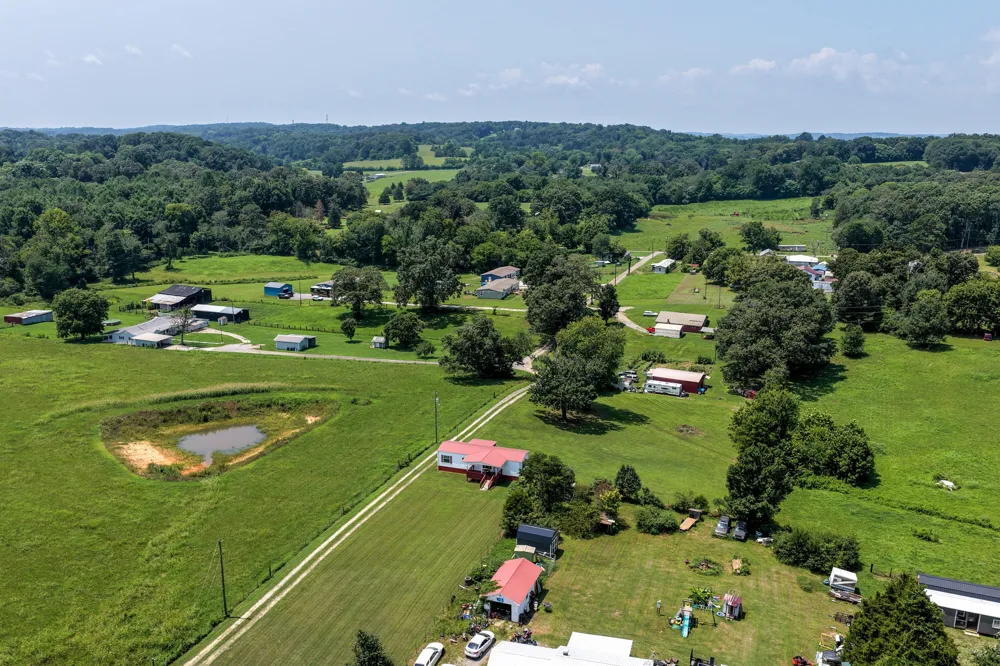 238 Burdett Road Sweetwater, TN 37874
