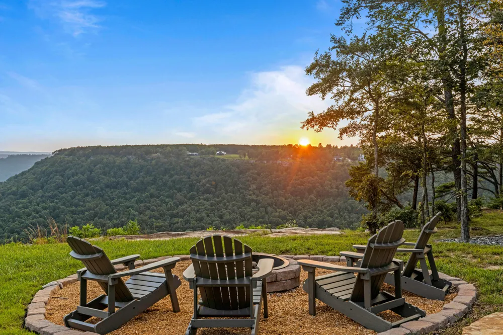 3745 Raulston Falls Road Jasper, TN 37347