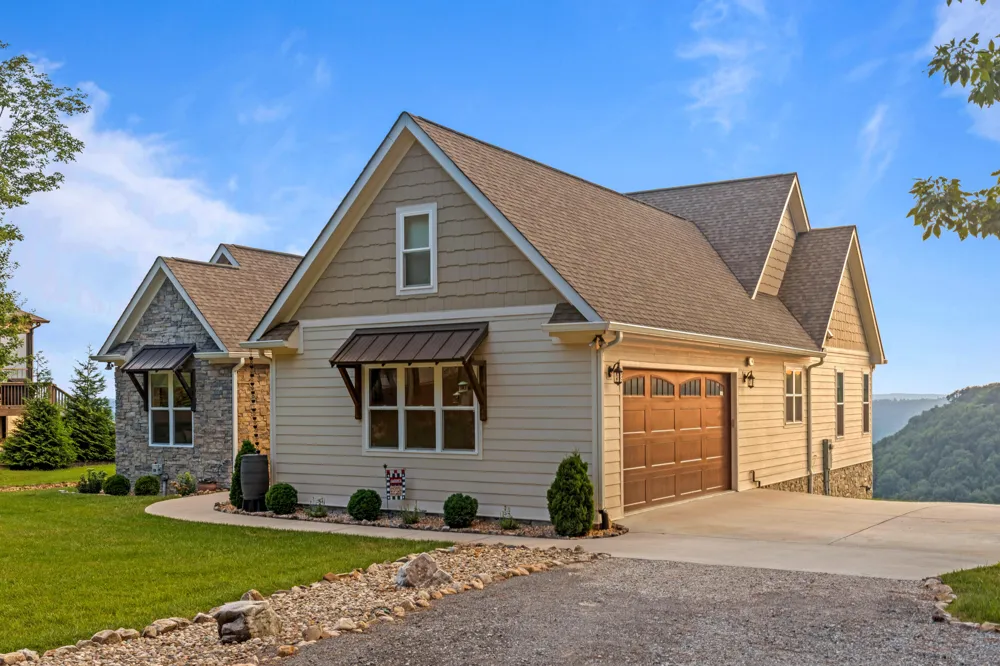 3745 Raulston Falls Road Jasper, TN 37347