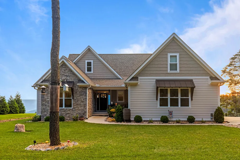 3745 Raulston Falls Road Jasper, TN 37347