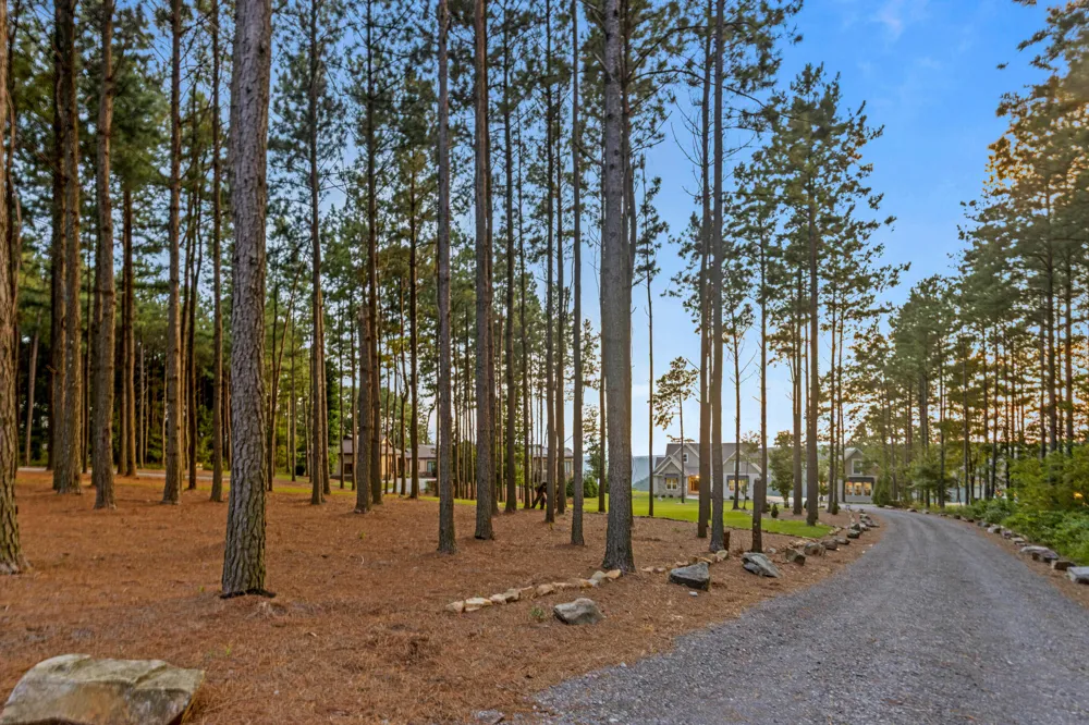 3745 Raulston Falls Road Jasper, TN 37347