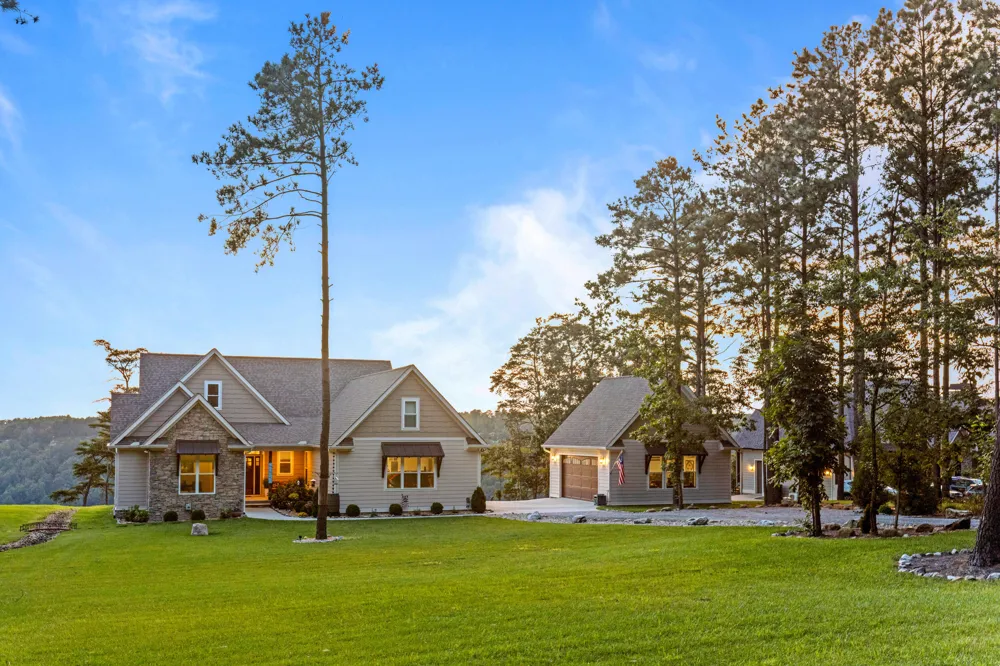 3745 Raulston Falls Road Jasper, TN 37347