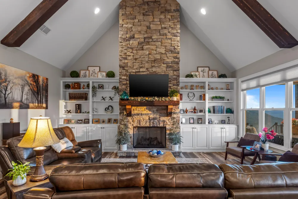 3745 Raulston Falls Road Jasper, TN 37347
