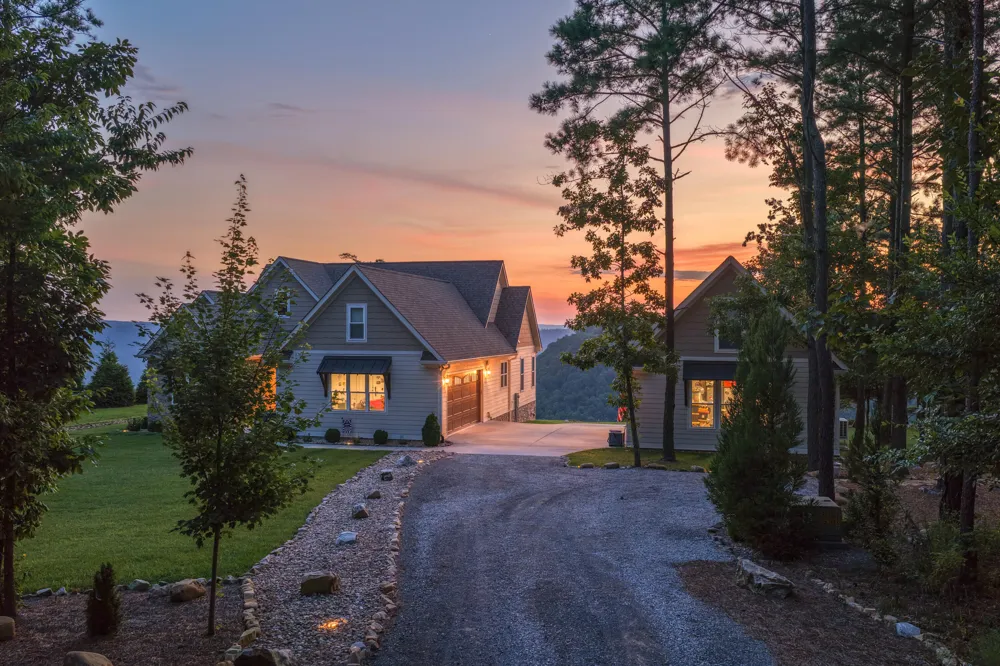 3745 Raulston Falls Road Jasper, TN 37347