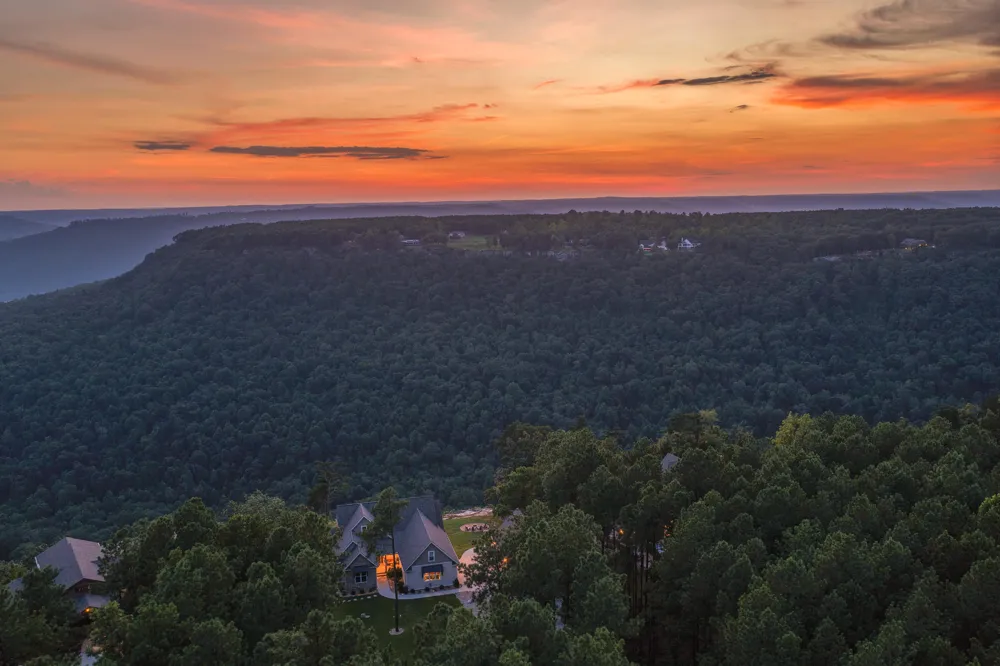 3745 Raulston Falls Road Jasper, TN 37347