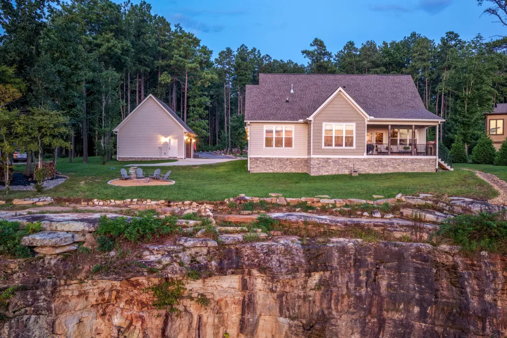 3745 Raulston Falls Road Jasper, TN 37347
