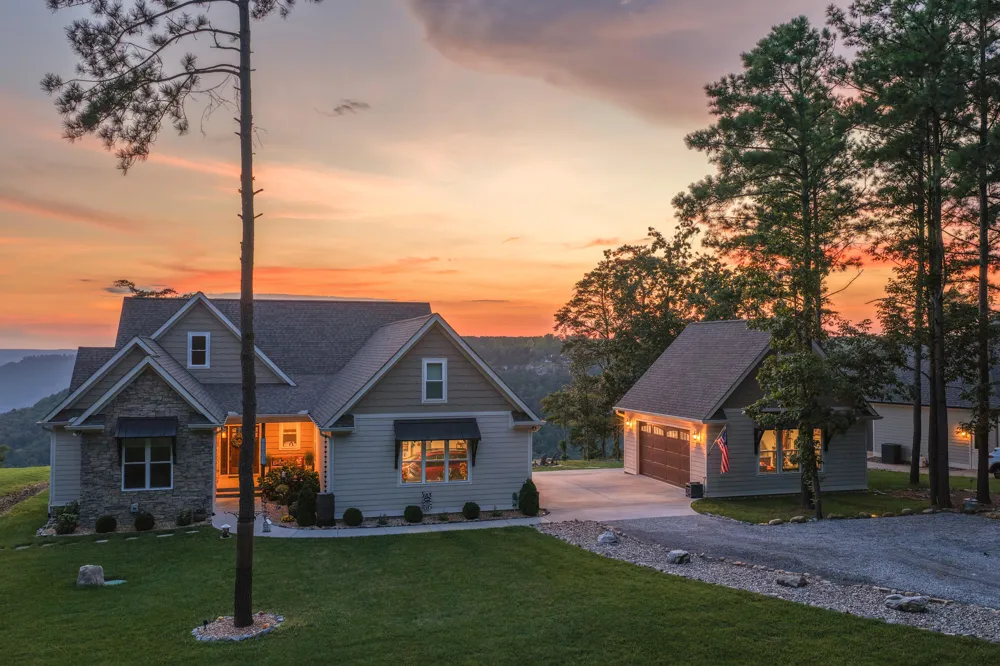 3745 Raulston Falls Road Jasper, TN 37347