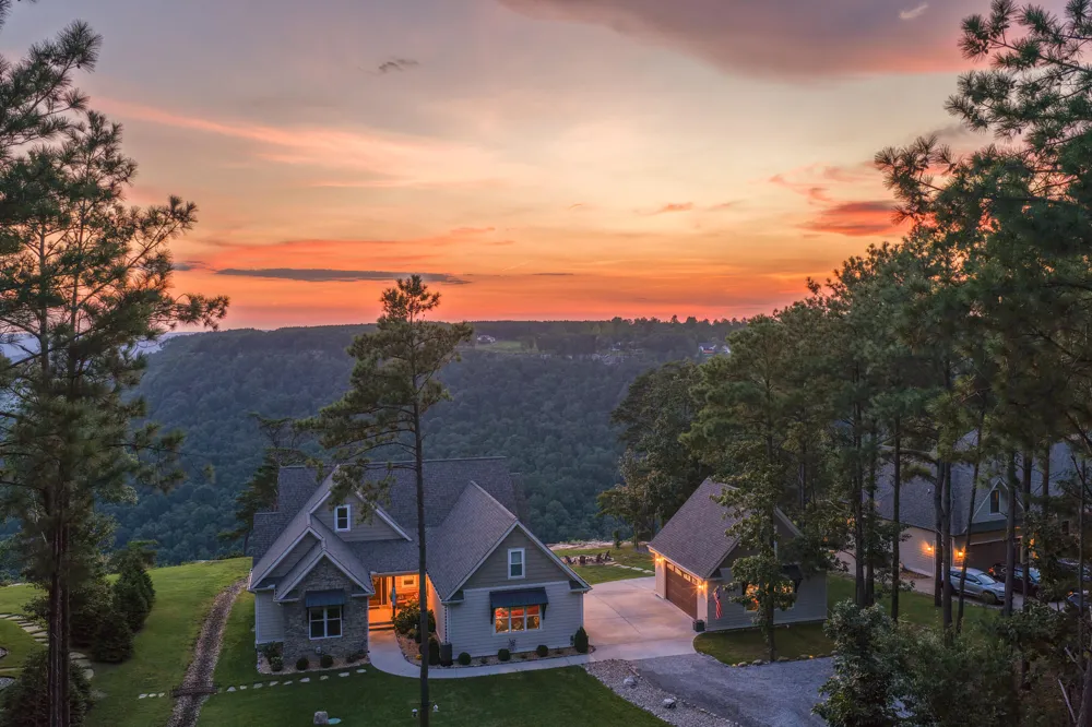 3745 Raulston Falls Road Jasper, TN 37347