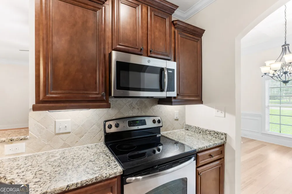 3003 Hackberry TER Bonaire, GA 31005