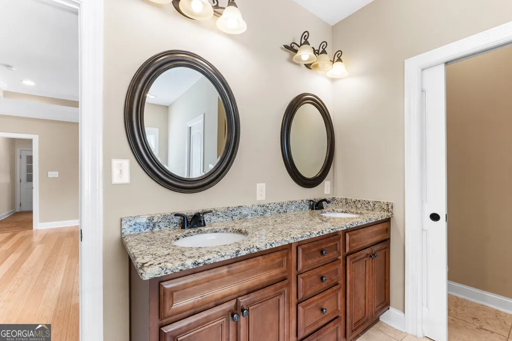 3003 Hackberry TER Bonaire, GA 31005
