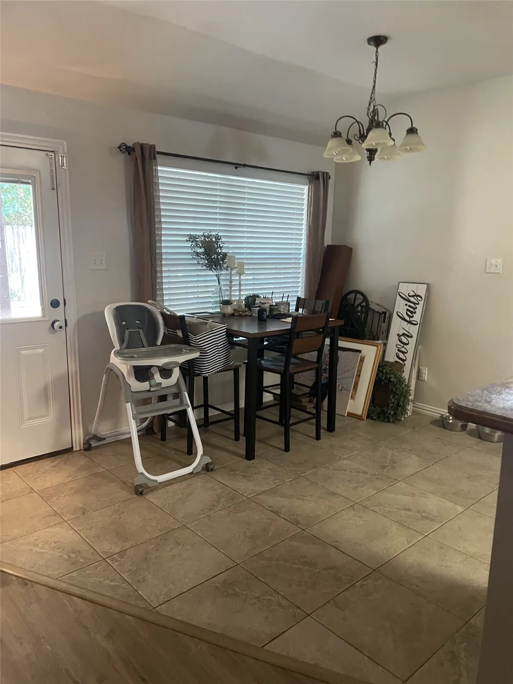 607 E Water Street Weatherford, TX 76086