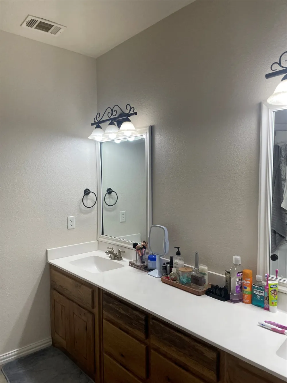 607 E Water Street Weatherford, TX 76086