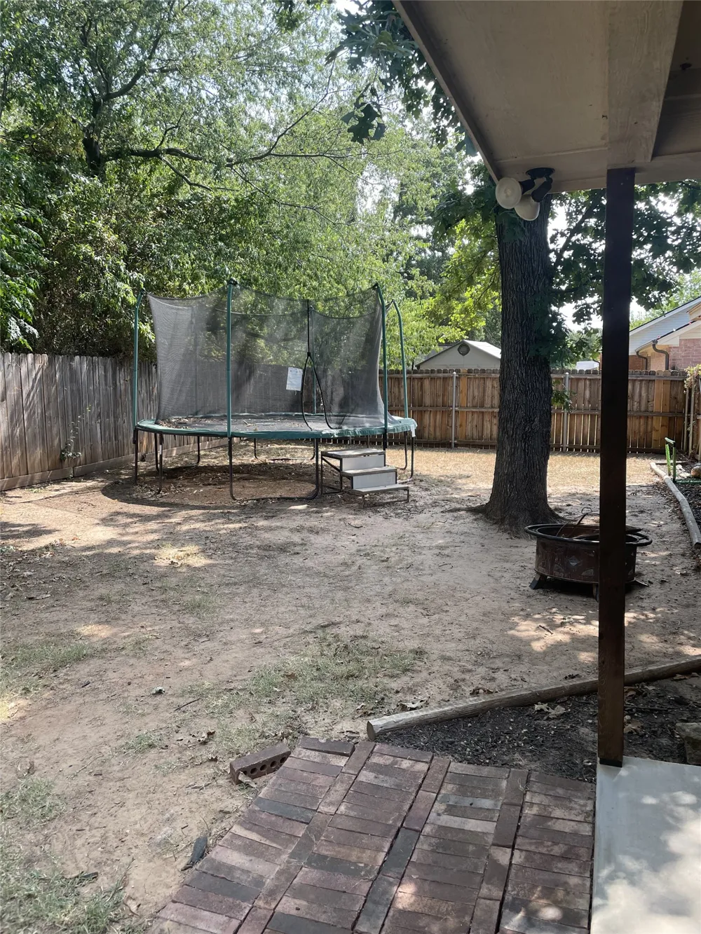 607 E Water Street Weatherford, TX 76086