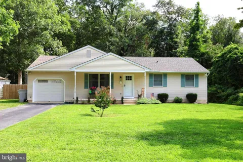 2425 BROOKHAVEN DRIVE