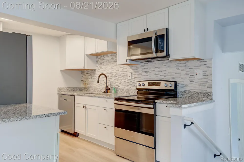 1269 Rochester Road Addison Township, MI 48367